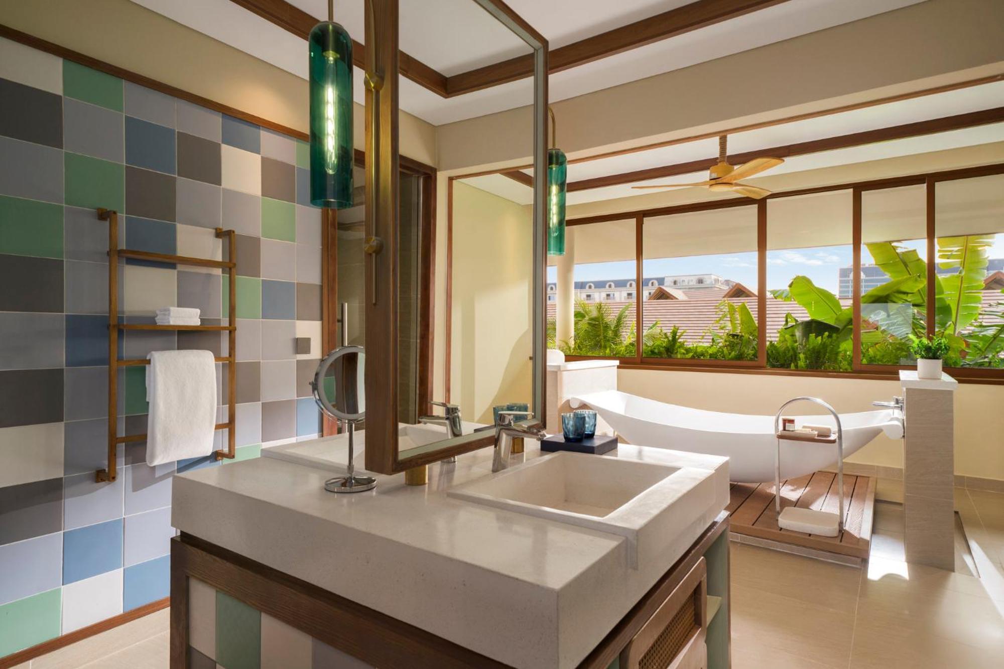 Voco Quang Binh Resort By Ihg Dong Hoi Exterior foto
